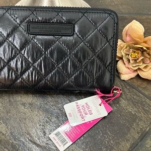 Macbeth Collection Black Quilted Wallet